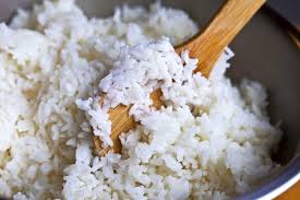 antigamente havia a dieta do arroz, onde era o principal alimento. sera que arroz engorda mesmo?