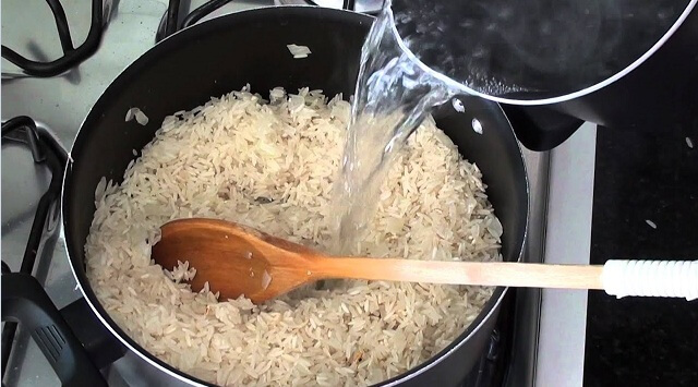 preparação do arroz, como influencia no emagrecimento. arroz engorda?
